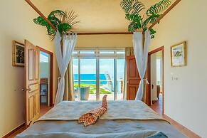 Esperanza Upstairs by Skyrun