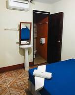 Hostal Brisas y Olas - Hostel