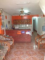 Hostal Brisas y Olas - Hostel