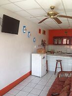 Hostal Brisas y Olas - Hostel