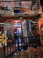 Hostal Brisas y Olas - Hostel