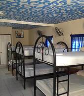 Hostal Brisas y Olas - Hostel