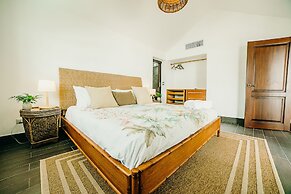 Villa Long Beach