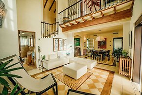 Villa Long Beach
