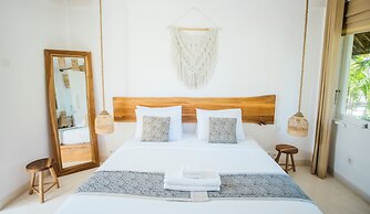 The Green Room Canggu - Hostel