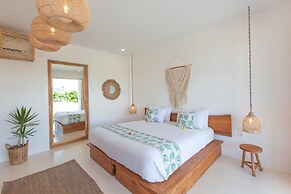 The Green Room Canggu - Hostel