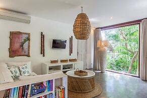 The Green Room Canggu - Hostel