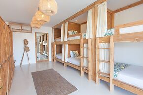 The Green Room Canggu - Hostel