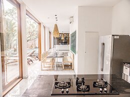 AB Villa & Apartments