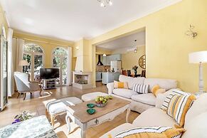 Villa Elpida