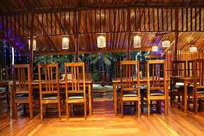 Rainforest Resort