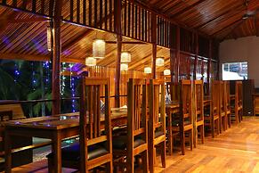 Rainforest Resort