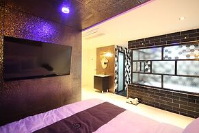 Gray Hotel
