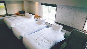 Wires Hotel