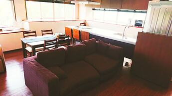 Wires Hotel