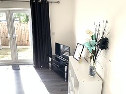Grand Central Budget Modern Apartments