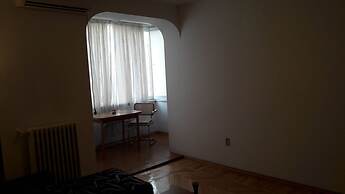 Km 0 Deluxe Apartment Old Town