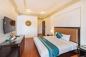 IBIZA Riverfront Da Nang Hotel