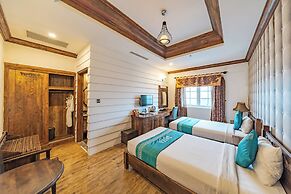 IBIZA Riverfront Da Nang Hotel