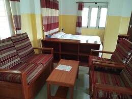 Happy Sedi Lodge