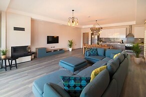 Valsu Homes Sea View Flat