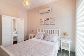 Valsu Homes Sea View Flat