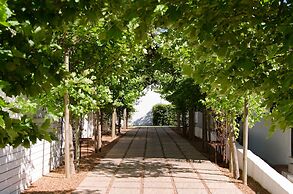 La Paris Estate