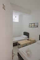 Apartments and Rooms Armanda