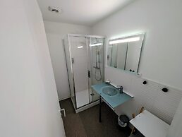 Moodz Hotel