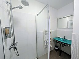 Moodz Hotel