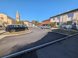 Moodz Hotel