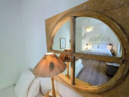 Moodz Hotel