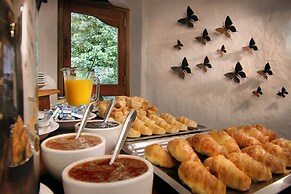 Posada del Sauce