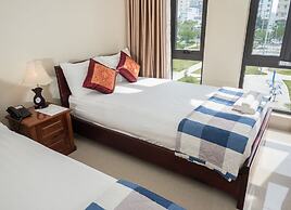 Johnny Hotel