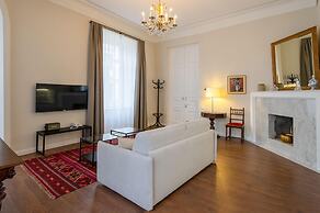 Tiflis Opera Aparthotel
