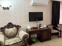 Boulevard Palace