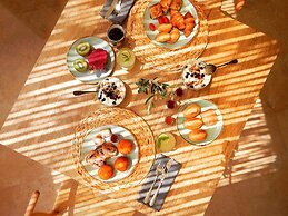 Amantes Villas and Suites