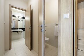 Silver Crown Hotel & Residence