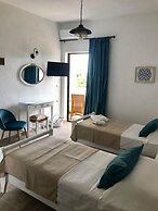 Elounda George Studios