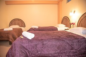 Samary Hostel
