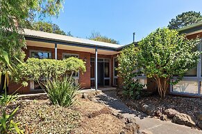 1 Gordon - Kenros Beach House