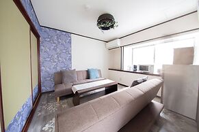 NexStay HOUSE Osaka West