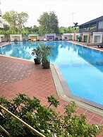 Poolview Condo Rentbuythailand