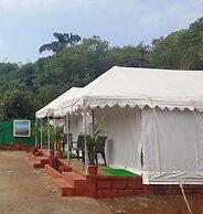 Royal Resort
