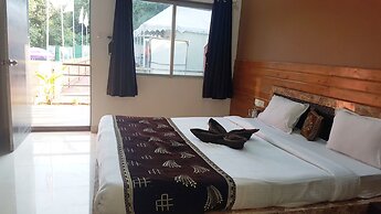 Royal Resort