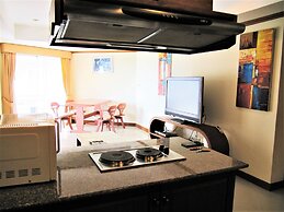 2-bed Sea View - Jomtien Beach - Sleeps 4