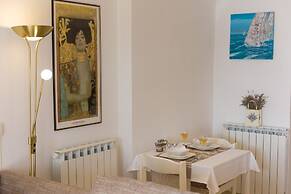 Apartments Six