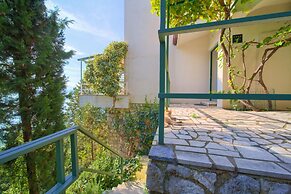Apartments Six