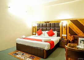 Hotel Neha Palace