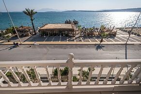 Nars Ilica Hotel Beach